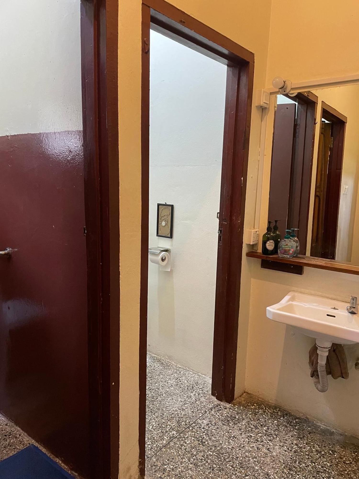 Hechtech House Lejlighed Accra Eksteriør billede
